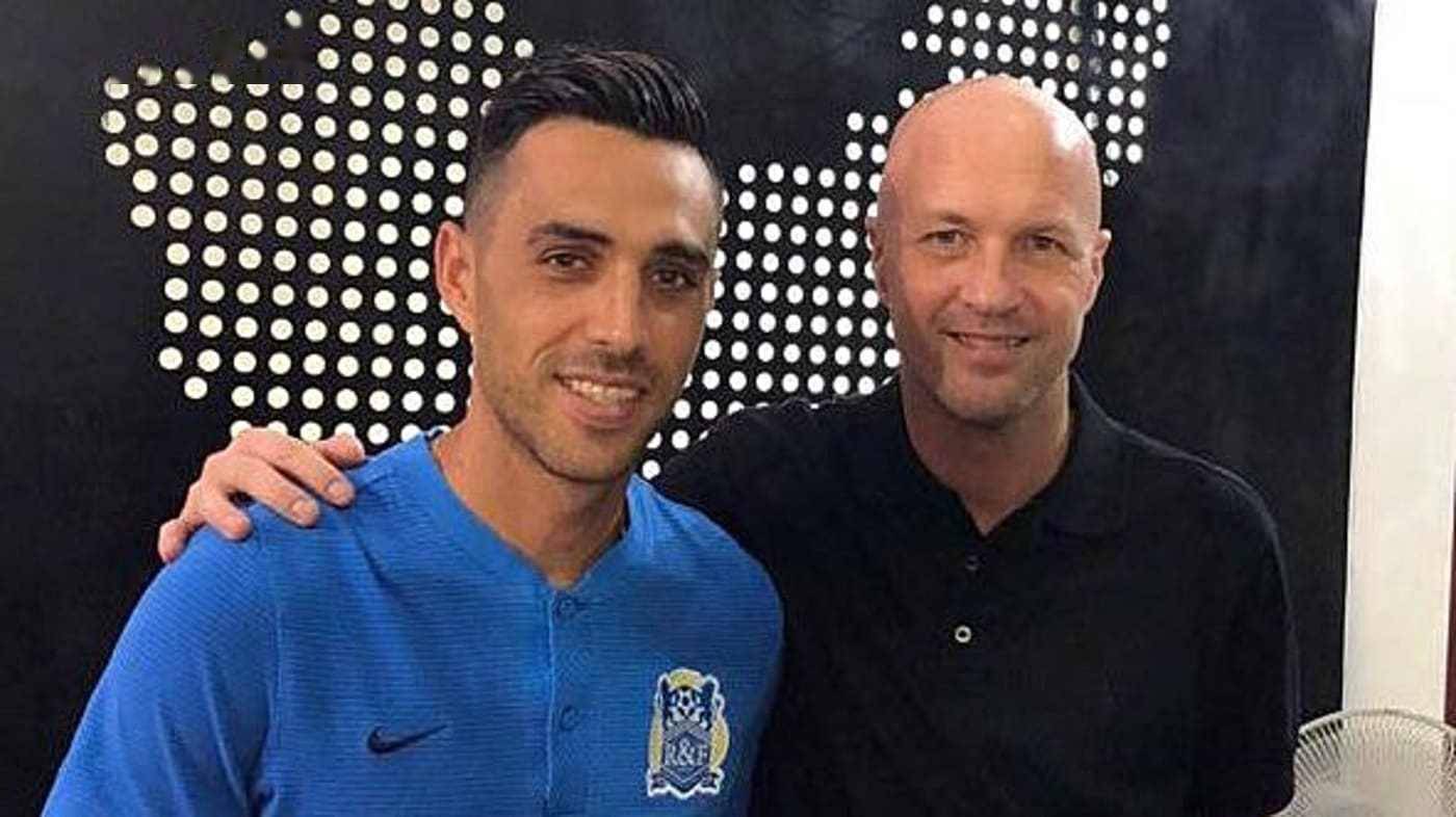 佩奇不仅能 佩奇不仅能