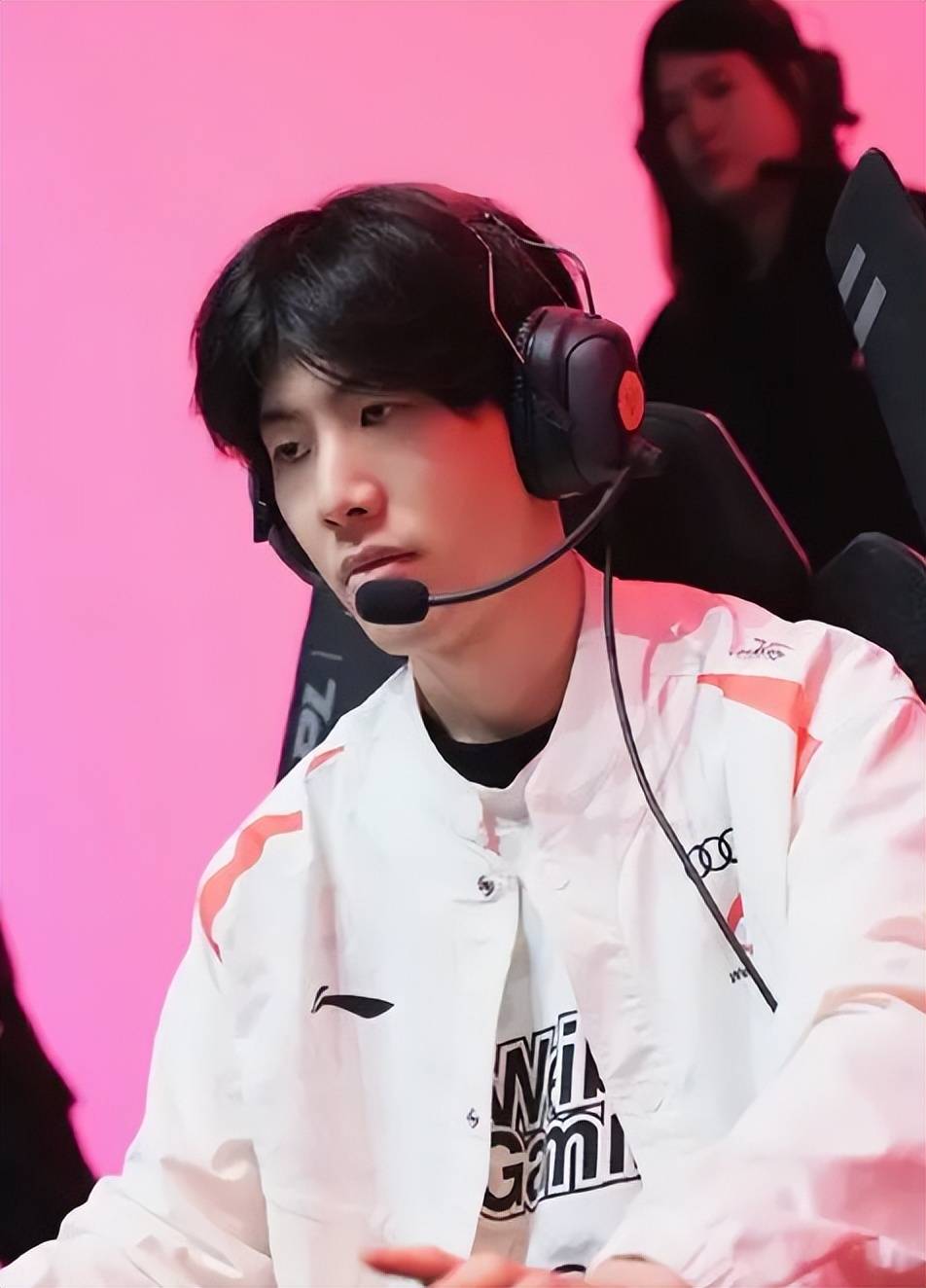 不仅增加了 不仅增加了