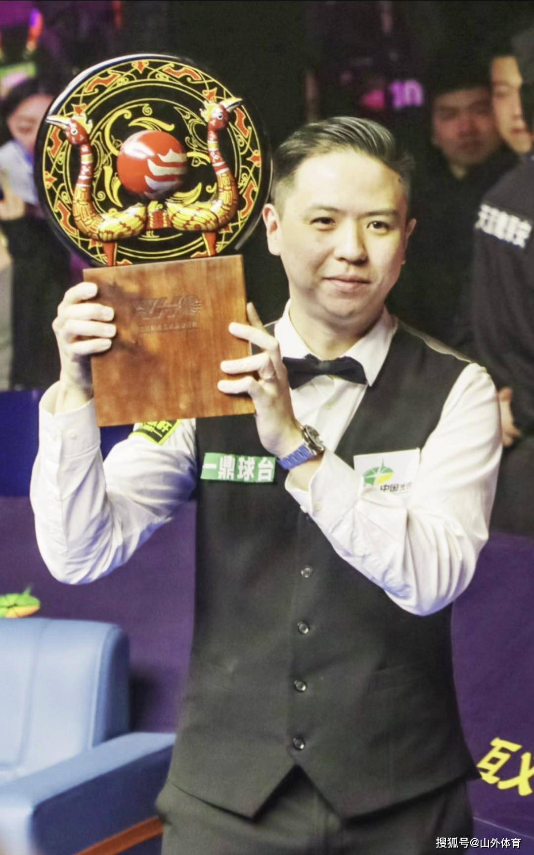 她还强调心 她还强调心